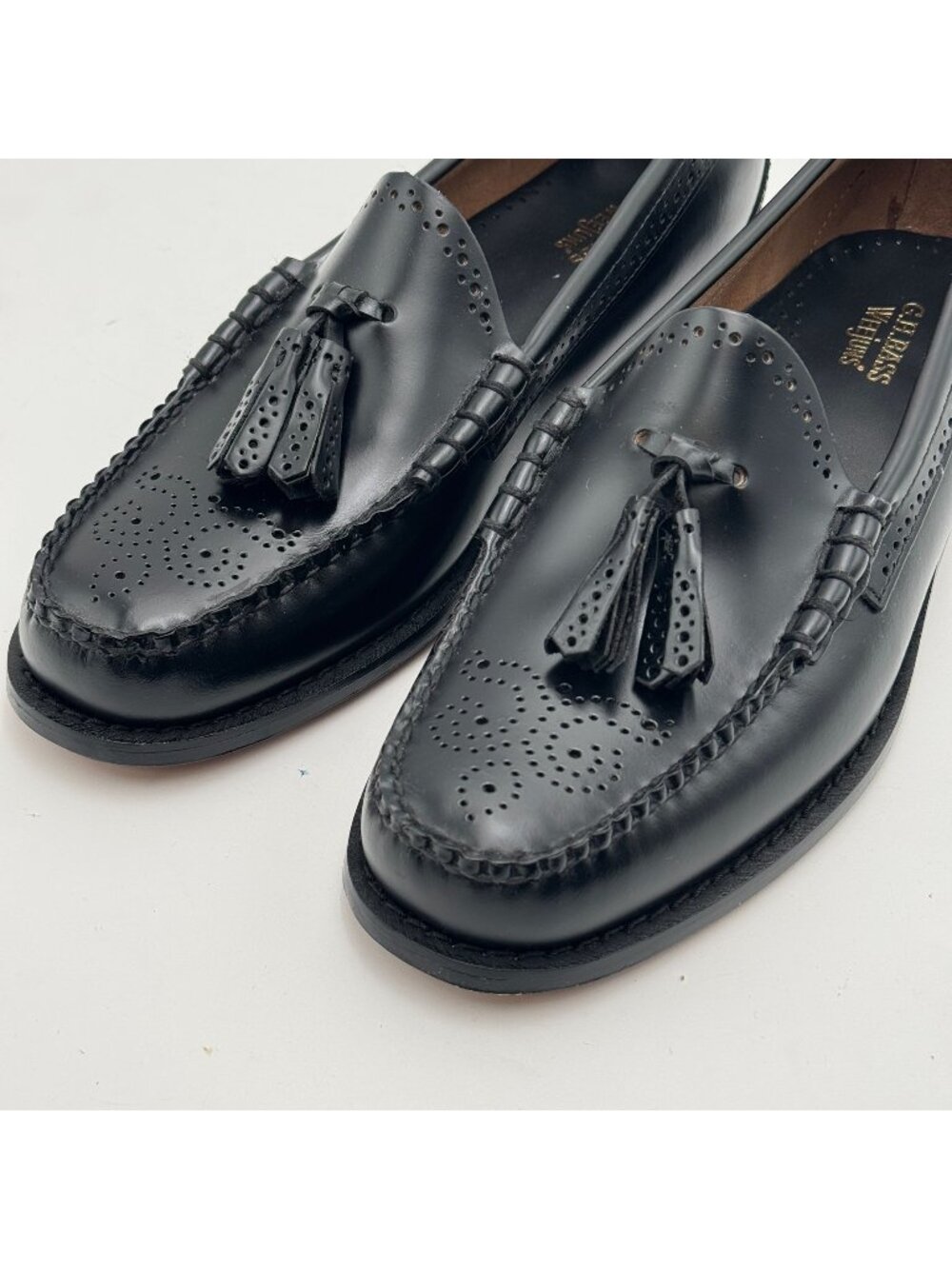 Weejuns GH Bass Larkin Tassel Brogue Loafers Mens 10.5 Black Leather Preppy $185